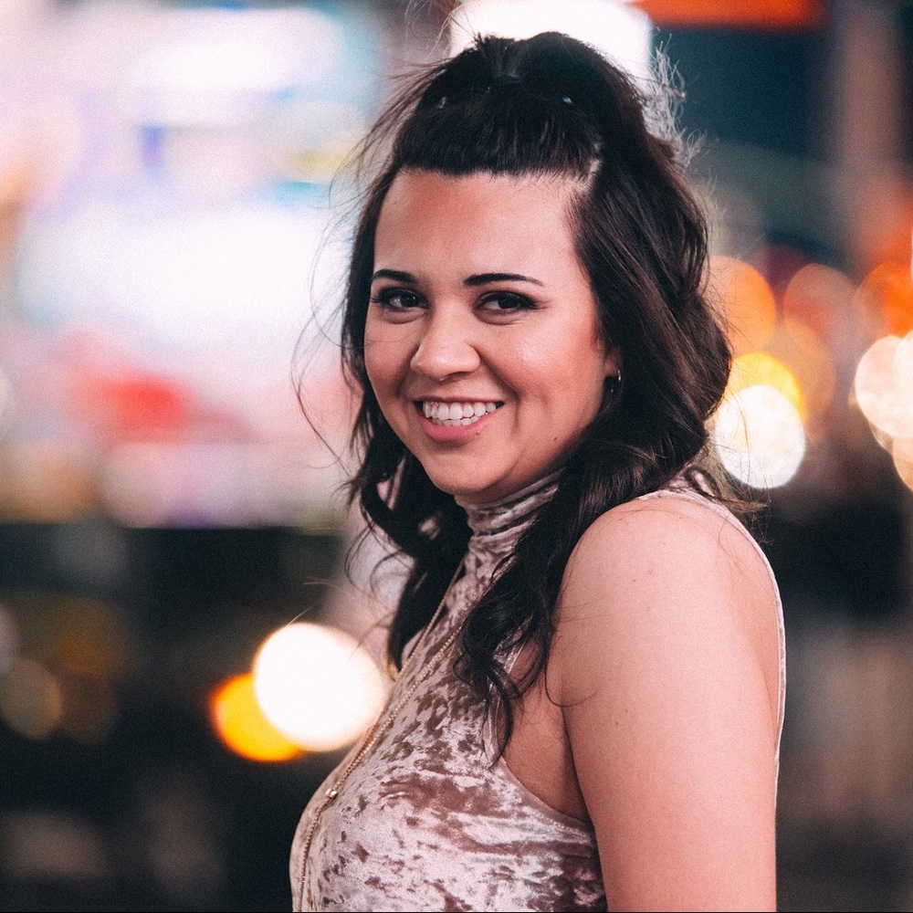 Meet your Posher, Monika